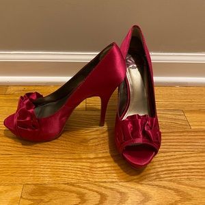 Fergalicious Women’s Energy Pink Heels